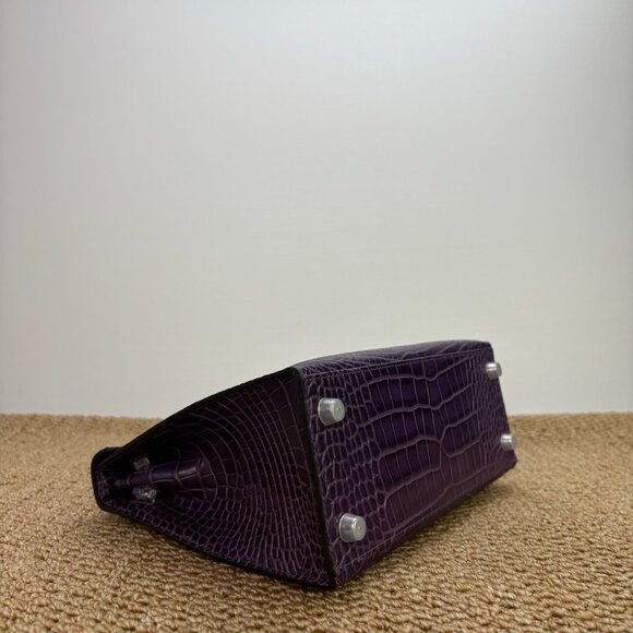 Kelly 25 Crocodile Embossed Structured Handbag Luxe Purple - Picture 5 of 14